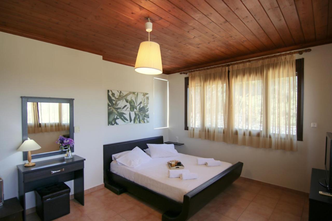 Villa Summer Breeze Nikiana Bagian luar foto