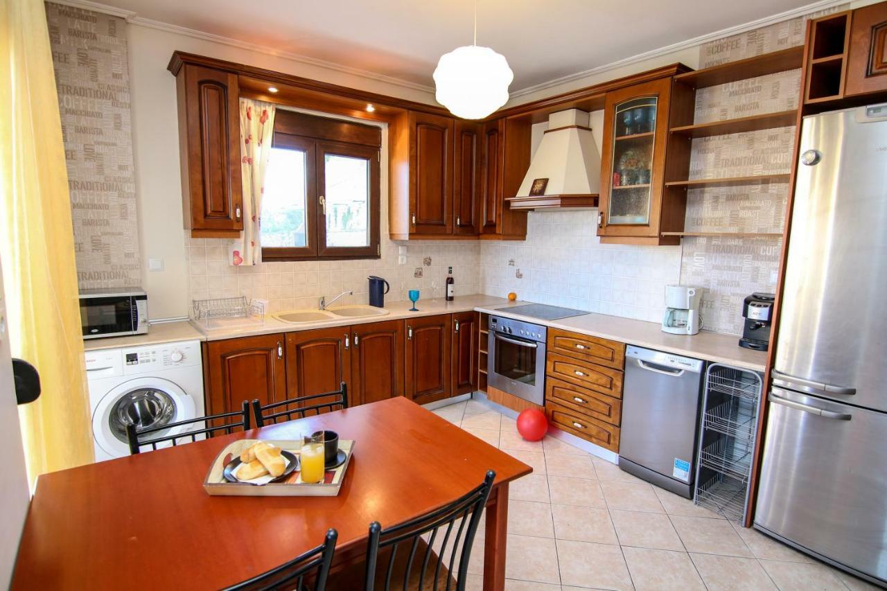 Villa Summer Breeze Nikiana Bagian luar foto